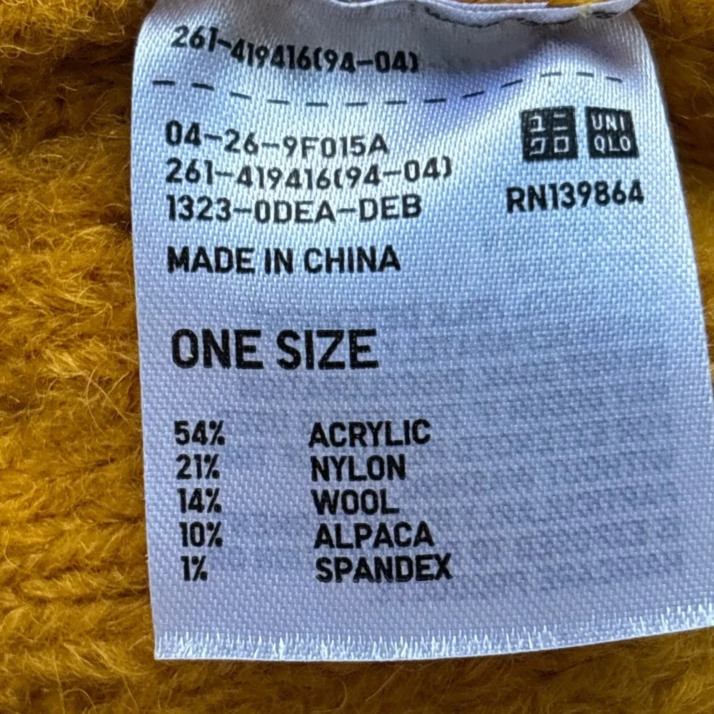 Uniqlo Ines de la Fressange Wool Blend Beanie - Picture 3 of 3